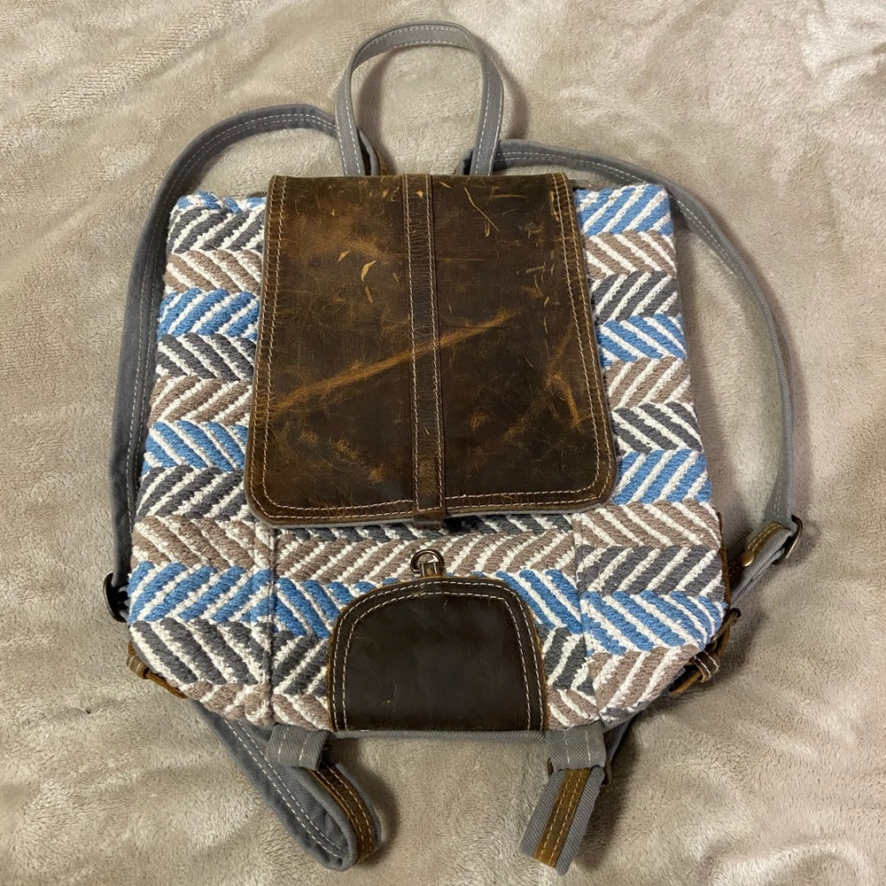 Myra backpack